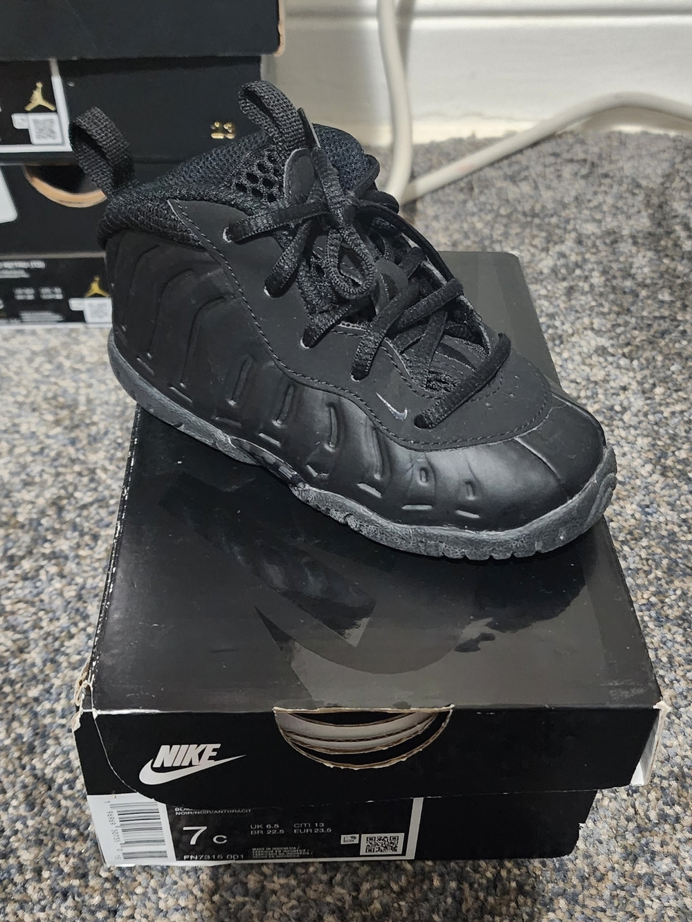 Nike Kids' Black Foamposite-Style Athletic Shoe